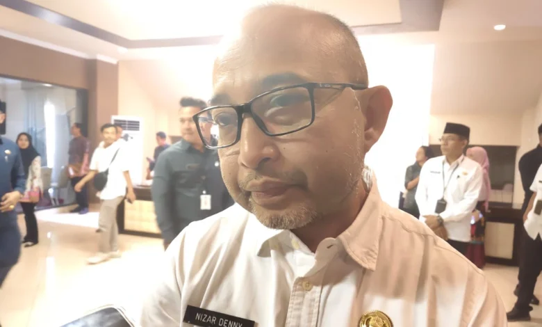 Kepala DLH Kota Mataram Nizar Denny Cahyadi Minta Warga Bersabar Atas TPS Sandubaya