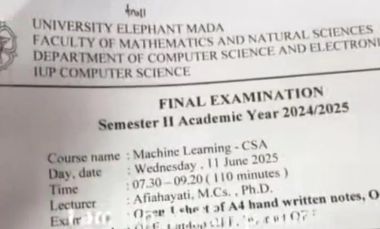 Kertas Ujian Bahasa Inggris Mahasiswa Universitas Gadjah Mada UGM