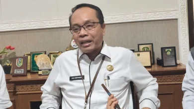 Plt Kepala Dinas Perdagangan Kota Mataram Lalu Martawang Pasar Rakyat