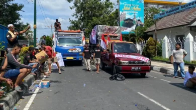 Ratusan Sopir Truk NTB Demo RUU ODOL