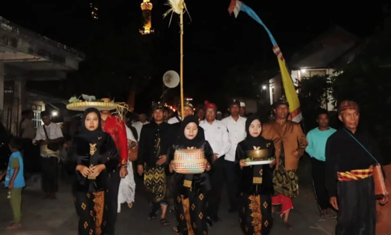 Ritual Bettulak Desa Lendang Ara