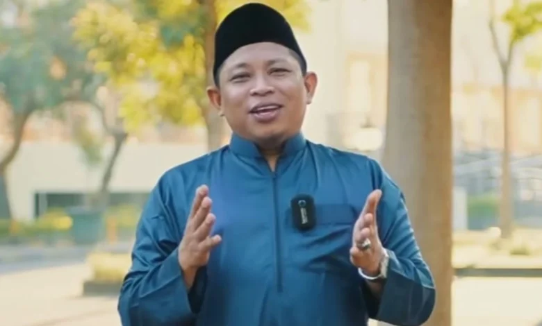 Ustaz Lalu Ahmad Zaenuri Jadi Imam Salat Wukuf di Arafah