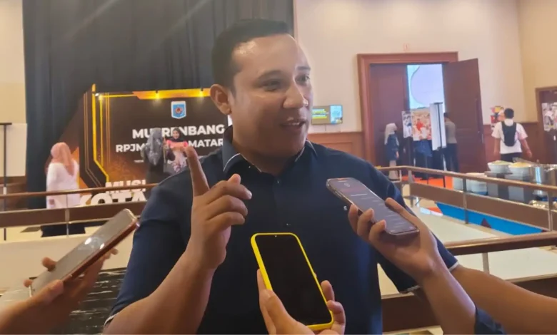 Wakil Ketua Komisi III DPRD Kota Mataram Ahmad Azhari Gufron Krisis Air Bersih