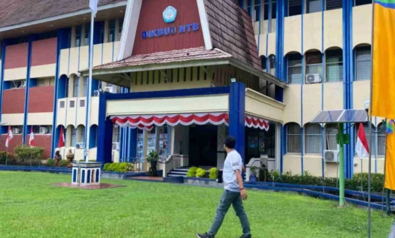 Kantor Dinas Dikbud NTB di Jalan Pendidikan