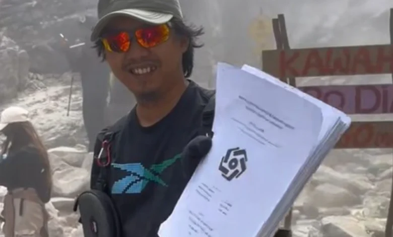 Berkas skripsi mahasiswa