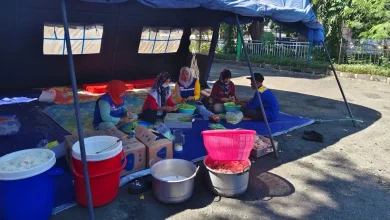 Dapur Umum di Pendopo Wali Kota Mataram Siapkan Ribuan Porsi Makanan untuk Warga Terdampak Banjir