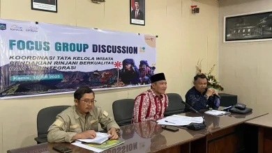 Dinas Pariwisata Pemprov NTB dan BTNGR Revisi SOP Pendakian Rinjani