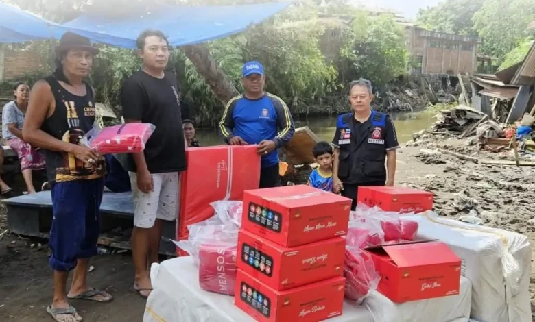 Dinas Sosial NTB Salurkan Bantuan Korban Banjir Kota Mataram