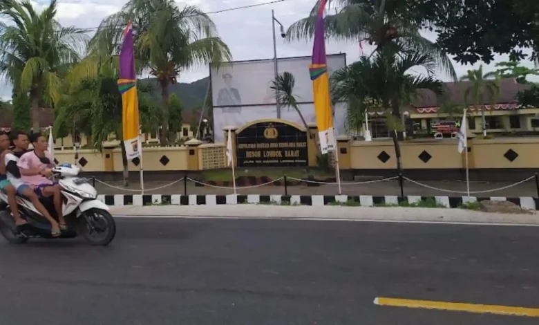 Kantor Polres Lombok Barat Oknum Pegawai BPBD Dilaporkan ke Polisi