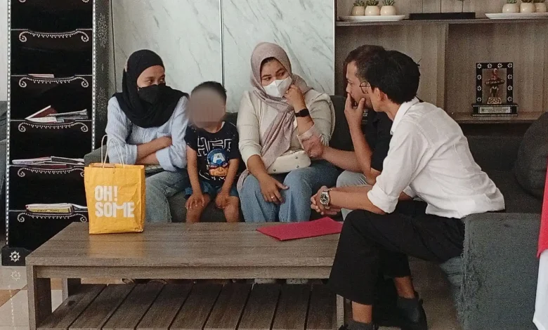 Keluarga Brigadir Nurhadi