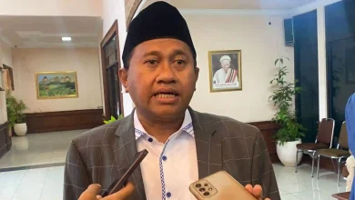 Kepala Dinas Kelautan dan Perikanan Provinsi NTB Muslim Pabrik Garam di Bima