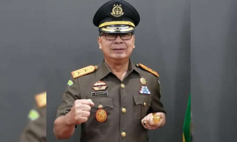 Kepala Kejati Kajati NTB Wahyudi