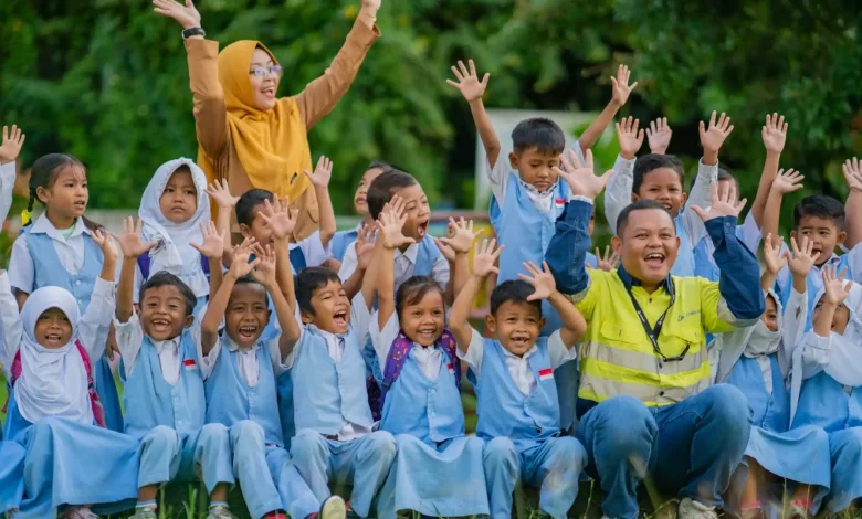 PT Amman Mineral Sumbawa Barat Kabupaten Layak Anak