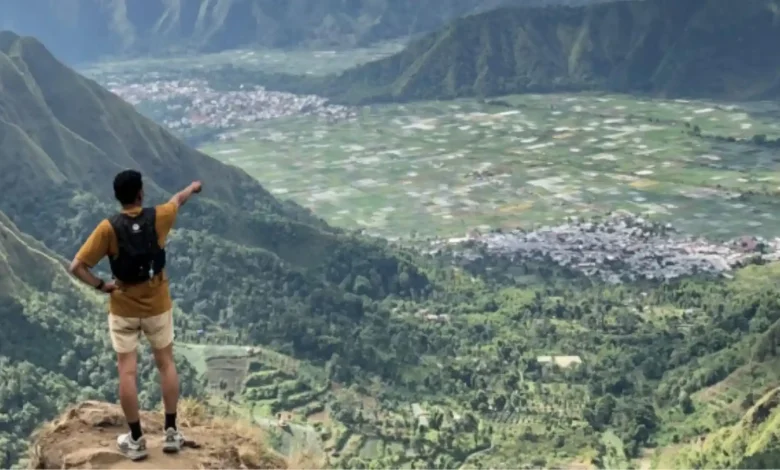 Pemandangan Bukit Amben Sembalun Lombok Timur