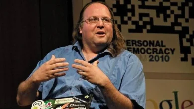 Pencipta iklan pop-up Ethan Zuckerman