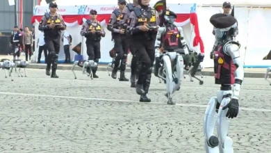 Robot Polisi Hormat ke Prabowo HUT ke-79 Bhayangkara