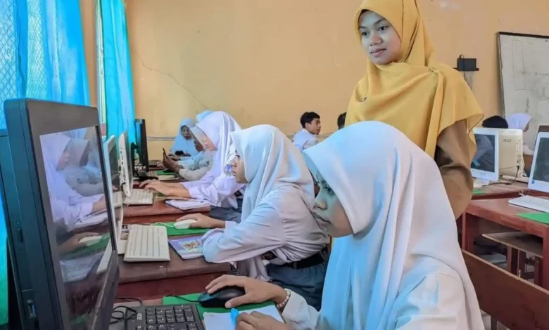 SMAN 1 Donggo
