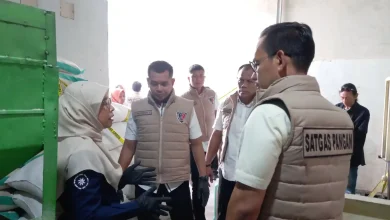 Satgas Pangan Subdit I Dit Reskrimsus Polda NTB saat turun mengecek peredaran beras oplosan oleh Oknum ASN