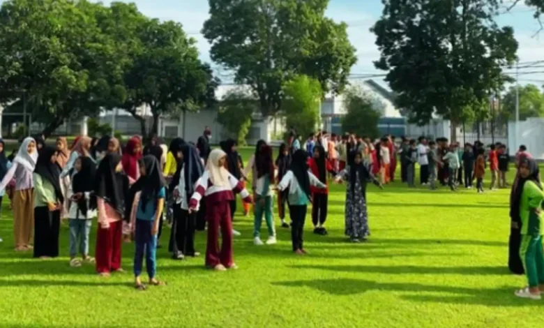 Siswa Sekolah Rakyat Pertama di NTB SRMP 18 Lombok Barat