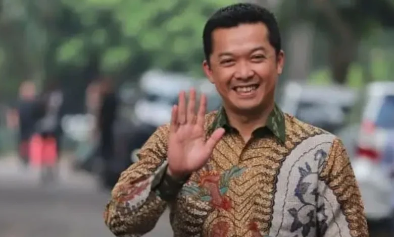 Wamenpora Taufik Hidayat Ditunjuk Jadi Komisaris PT PLN EPI