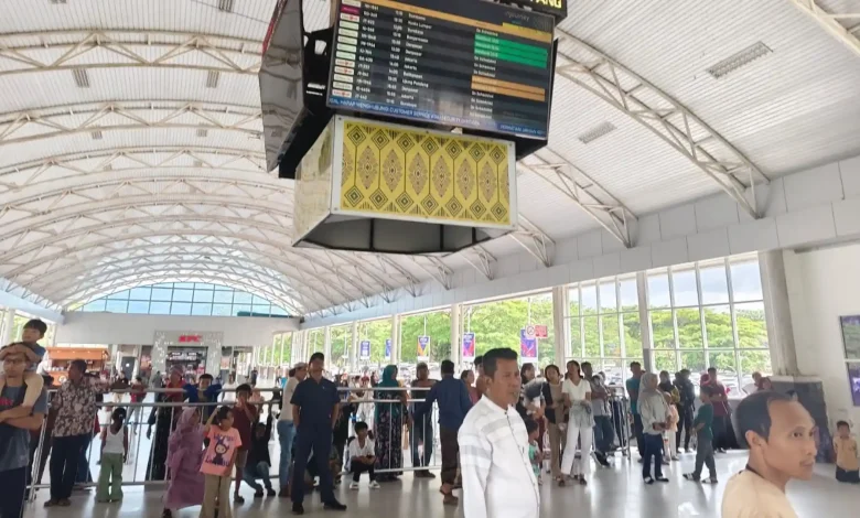 Wisatawan Nusantara ke NTB di Bandara Lombok