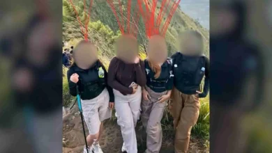 Beberapa pengguna TikTok mengikuti tren S Line