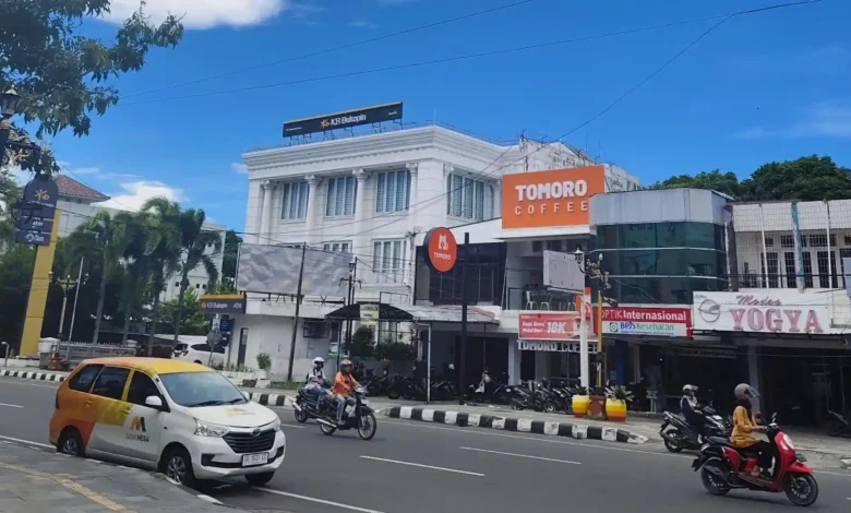 kawasan bisnis Cakranegara Penunggak PBB di Kota Mataram