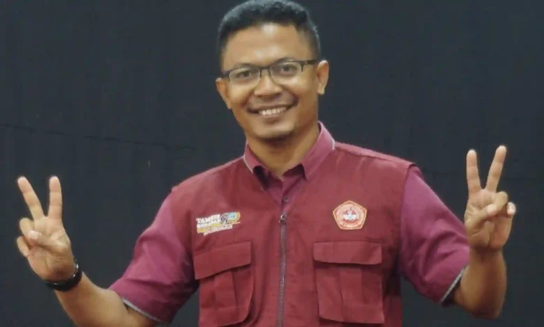 Adi Apriadi Adiasha STKIP Taman Siswa Bima