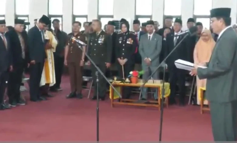 Bupati Jarot melantik pejabat lingkup Pemkab Sumbawa