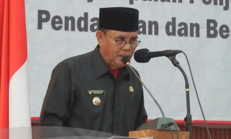 Bupati Sumbawa Syarafuddin Jarot