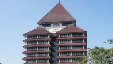 Gedung Rektorat UI Masuk Kampus di Indonesia yang Diragukan Integritas Ilmiahnya