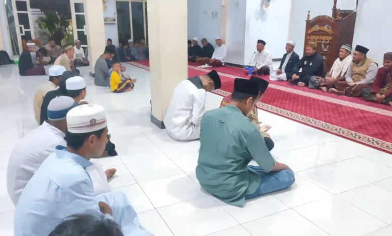 Kegiatan Subuh Berjemaah STKIP Taman Siswa Bima