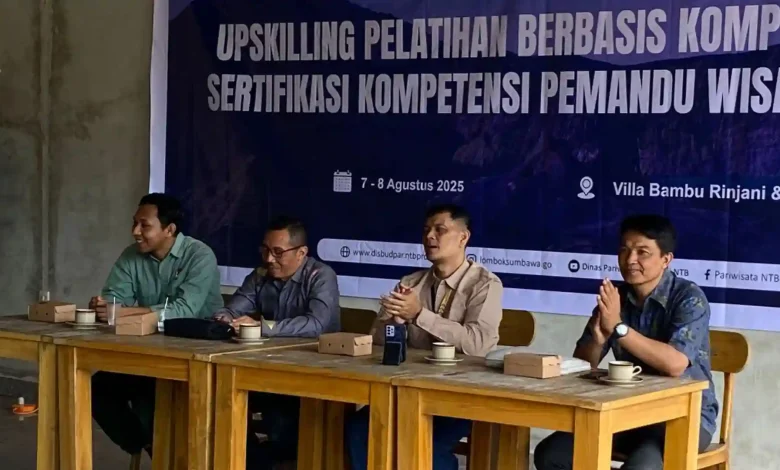 Kegiatan upskilling dan sertifikasi kompetensi pemandu wisata gunung di Lombok pasca kecelakaan di Rinjani