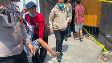 Keluarga Korban yang Diduga Dicor Pacarnya dalam Sumur