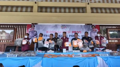 Konferensi pers peredaran narkoba Polda NTB merusakan Sektor Wisata Pariwisata