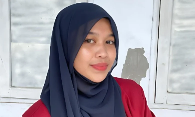 Mahasiswi STKIP Taman Siswa Bima Sulis Sulastri