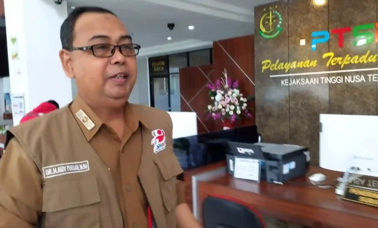 Mantan Kadis Dikbud NTB Aidy Furqan Diperiksa Jaksa Kasus Chromebook
