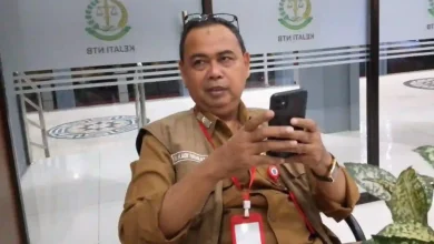 Mantan Kepala Dinas Dikbud NTB Aidy Furqan Usai Diperiksa Kejagung Kasus Pengadaan Chromebook