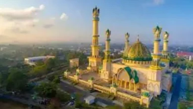Masjid Islamic Center NTB Lanskap Kota Mataram