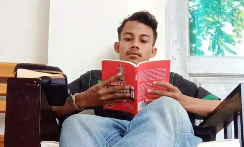 Muhsinin Mahasiswa Delapan Dekade Indonesia Merdeka