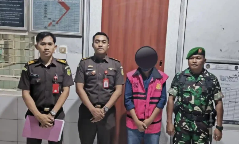 Tersangka dugaan korupsi BSI Kantor Cabang Bima