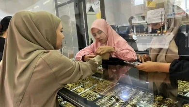 Warga Beli Emas di Kota Mataram Perhiasan Jadi Penyumbang Utama Inflasi