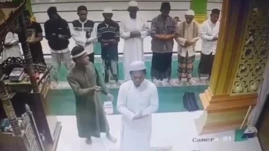 Imam Salat Subuh di Morowali Utara Tiba-tiba Ditikam