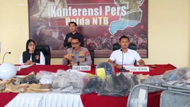 Konferensi Pers Polda Dugaan Perusakan-Penjarahan Gedung DPRD NTB