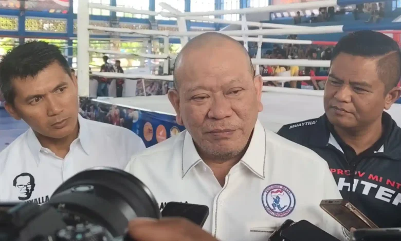 Ketua Umum Pengurus Besar Muay Thai Indonesia PBMI La Nyalla Mahmud Mattalitti Kejurnas ke-8 2025