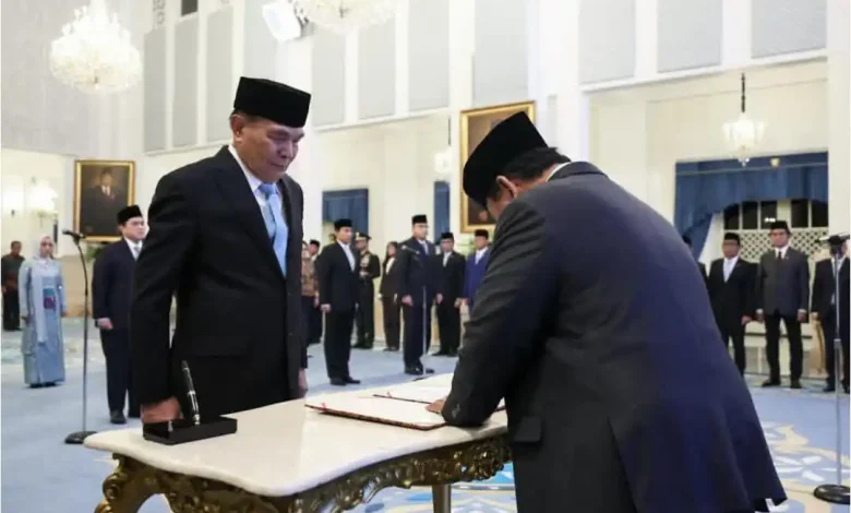 Presiden Prabowo Lantik Djamari Chaniago sebagai Menko Polkam