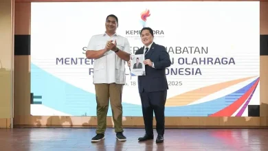Dito Ariotedjo Singgung Ijazah Asli Erick Thohir di Depan Roy Suryo saat Sertijab Menpora