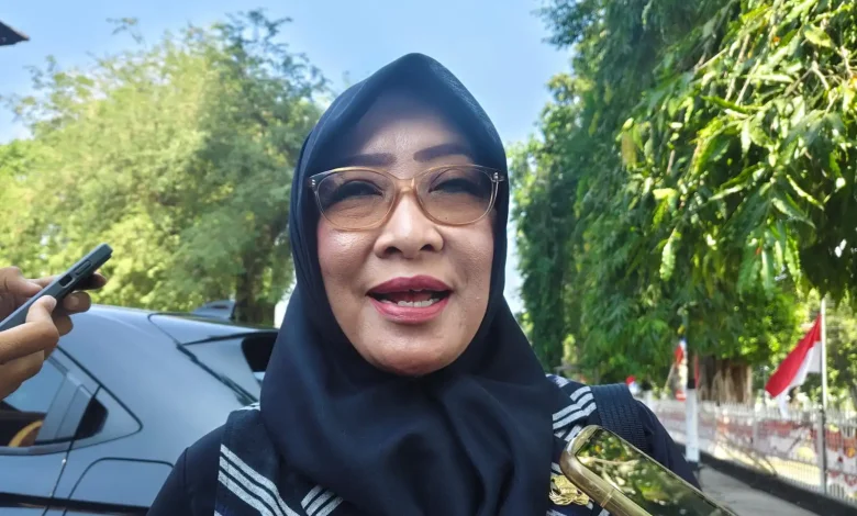 Inspektur Inspektorat Kota Mataram Baiq Nelly Kusumawati