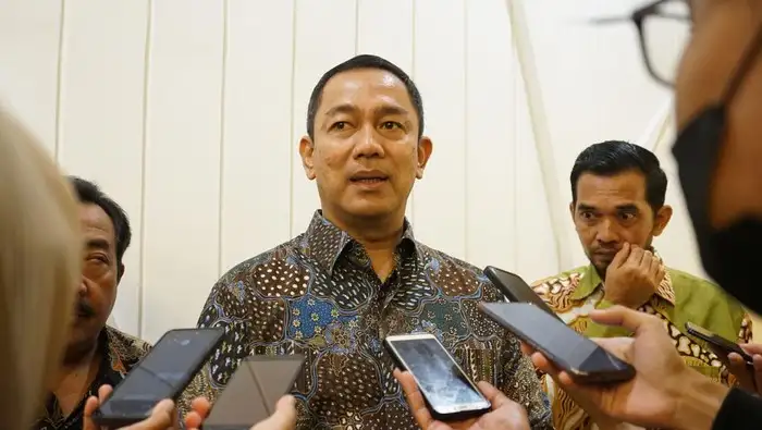 Hendrar Pribadi Kader PDIP yang Dicopot dari Kabinet Prabowo-Gibran