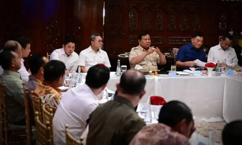 Prabowo Panggil Kepala BGN Buntut Kasus Keracunan MBG